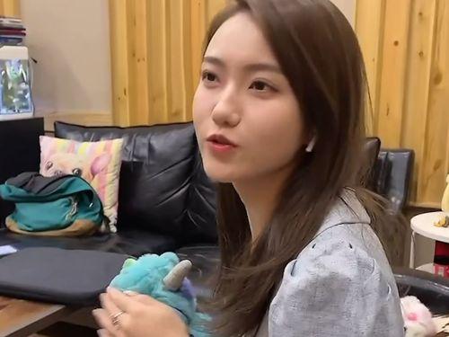 4女解说视频,揭秘游戏背后的精彩故事