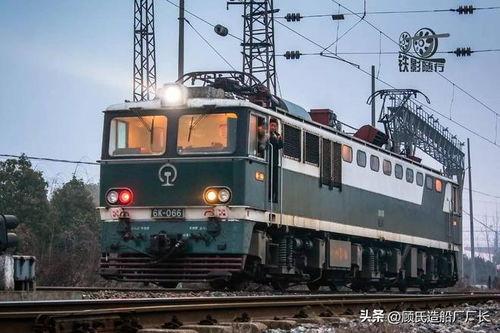 6k型电力机车视频,揭秘我国高速铁路动力心脏
